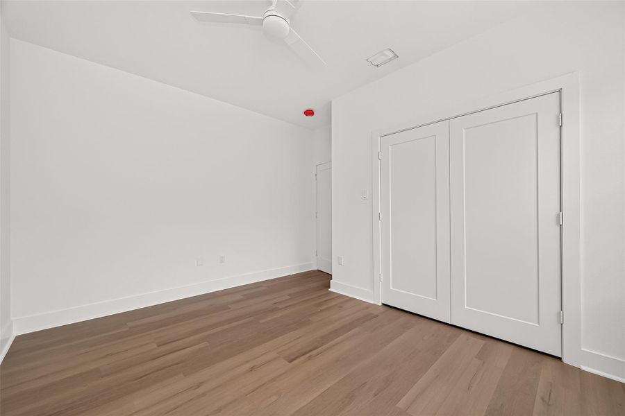 Spacious, unfurnished interior of a new home in , Spring (Image 22).