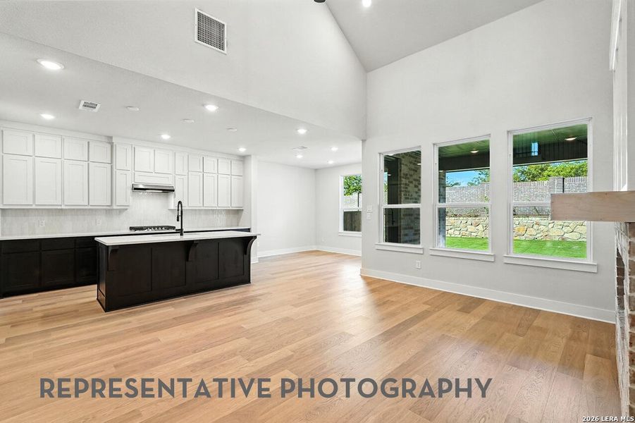 Image 21 of a home in The Crossvine. Image 21 of a home in The Crossvine.