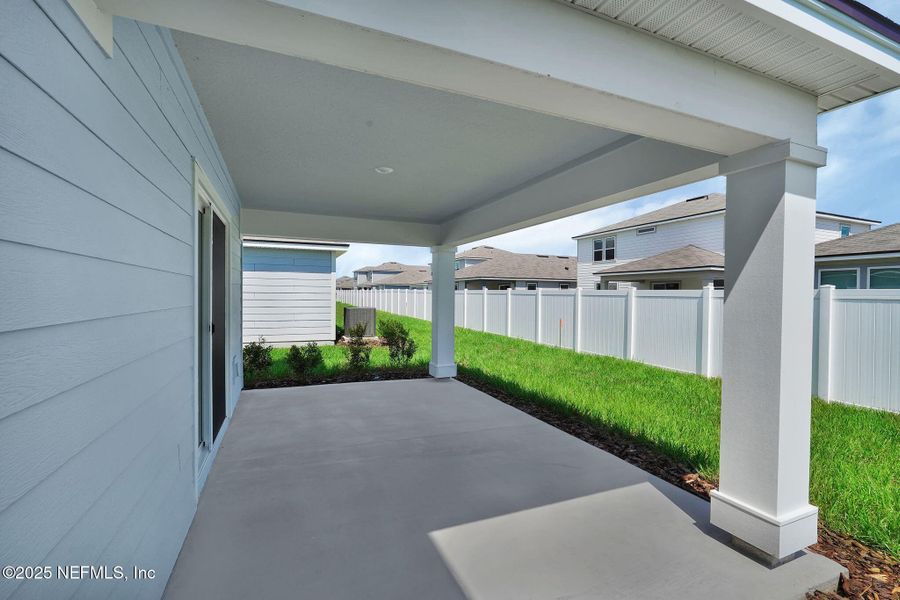 Image 22 of a home in Wells Landing.