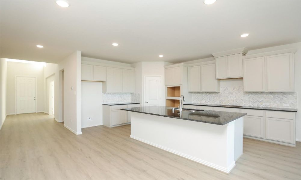 Image 38 of a home in River Ranch.