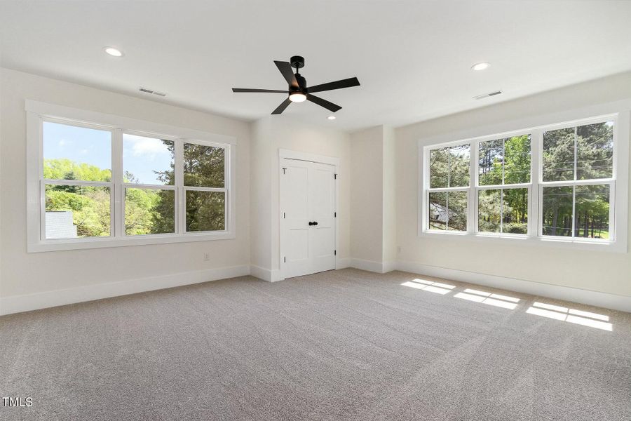 tempImage7LvNxO tempImage7LvNxO