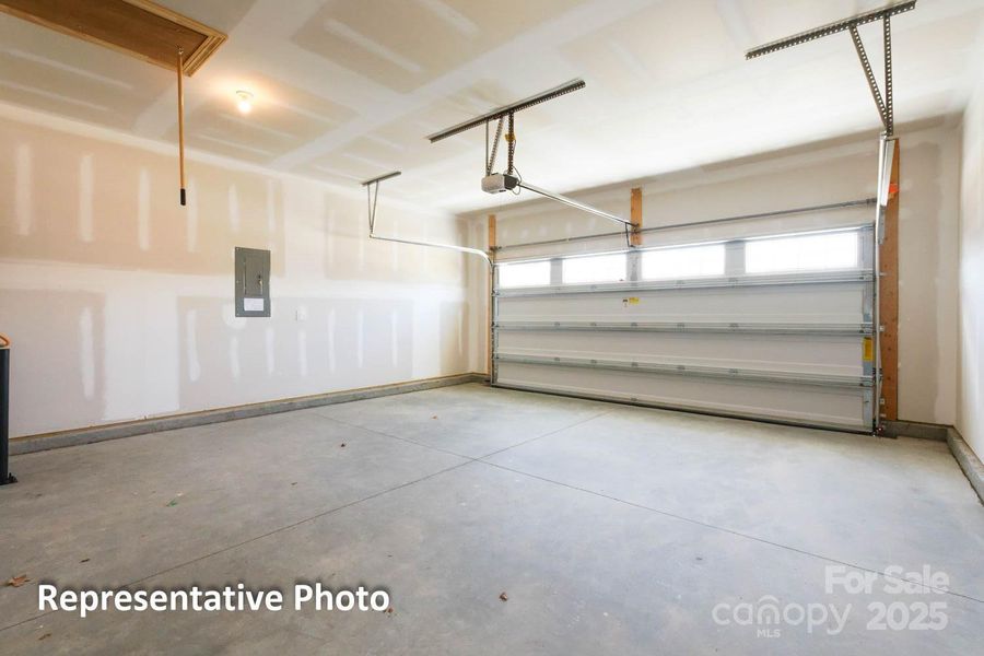 Spacious, unfurnished interior of a new home in Villas at Prestwick, Mooresville (Image 16).