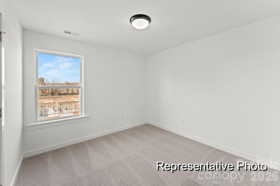 Spacious, unfurnished interior of a new home in Autumn Ridge, High Shoals (Image 15).