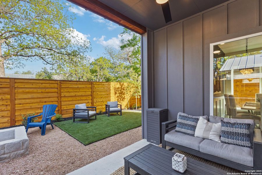 Exterior details and patio area of a home in , San Antonio (Image 25).