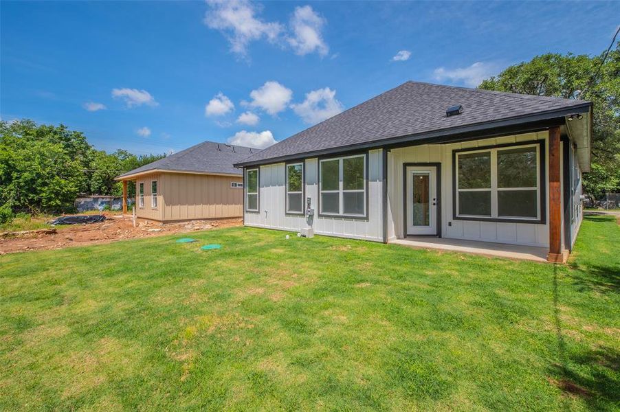 Exterior details and patio area of a home in , Granbury (Image 16). Exterior details and patio area of a home in , Granbury (Image 16).