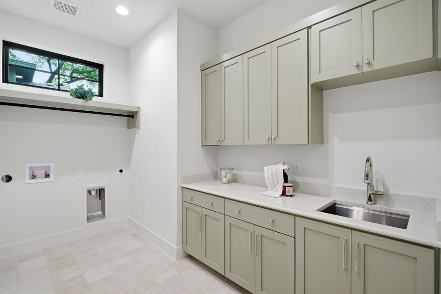 Furnished interior view inside a new home in , Austin (Image 18). Furnished interior view inside a new home in , Austin (Image 18).