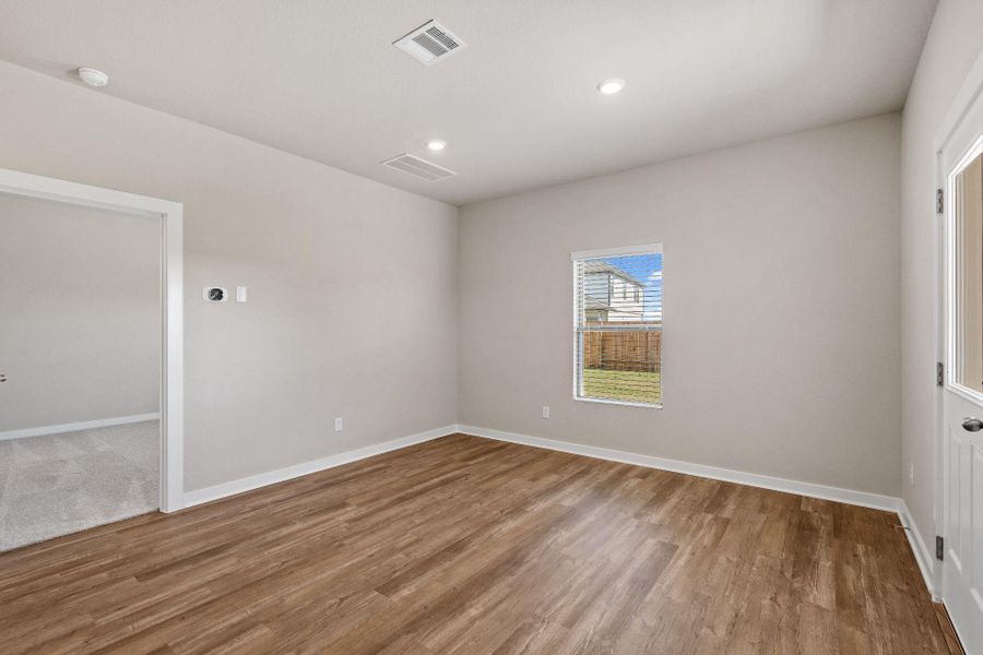 Casual Dining off of Kitchen