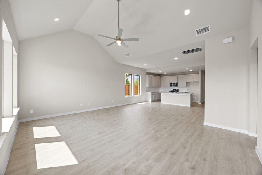 Spacious, unfurnished interior of a new home in Prairie Winds, Hutto (Image 37). Spacious, unfurnished interior of a new home in Prairie Winds, Hutto (Image 37).