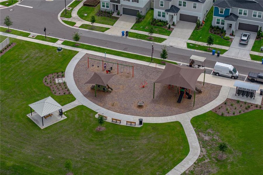 Community amenities in , Riverview (Image 50).