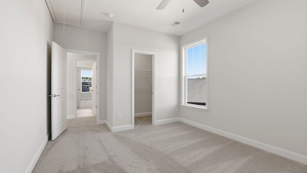 Spacious, unfurnished interior of a new home in Alder Pond, Campobello (Image 33).