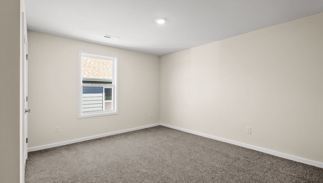 Spacious, unfurnished interior of a new home in Sunset Summits, Spartanburg (Image 25). Spacious, unfurnished interior of a new home in Sunset Summits, Spartanburg (Image 25).