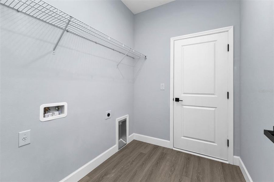 Spacious, unfurnished interior of a new home in , Port Charlotte (Image 43). Spacious, unfurnished interior of a new home in , Port Charlotte (Image 43).
