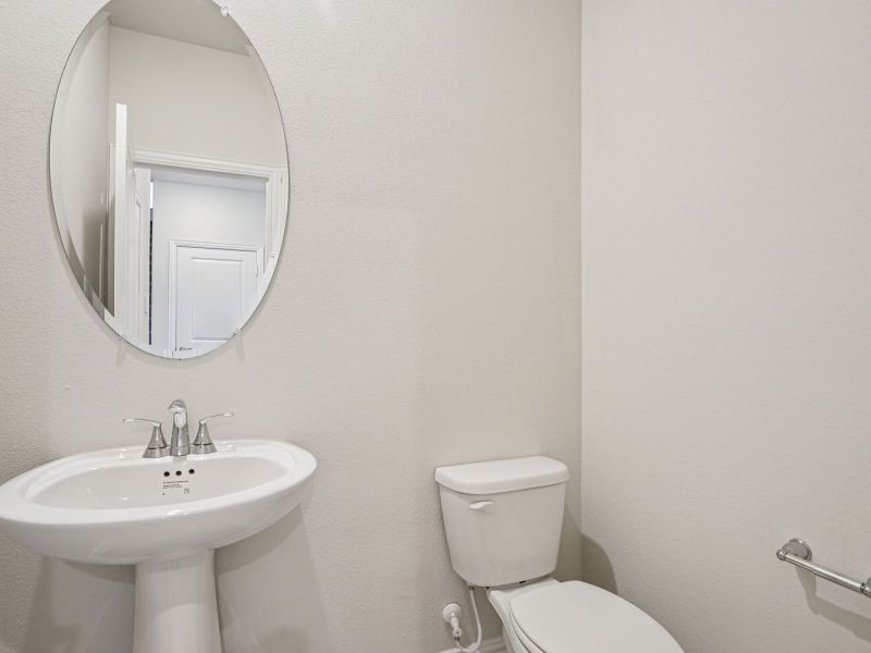 Furnished interior view inside a new home in Westmoor, Sherman (Image 8).