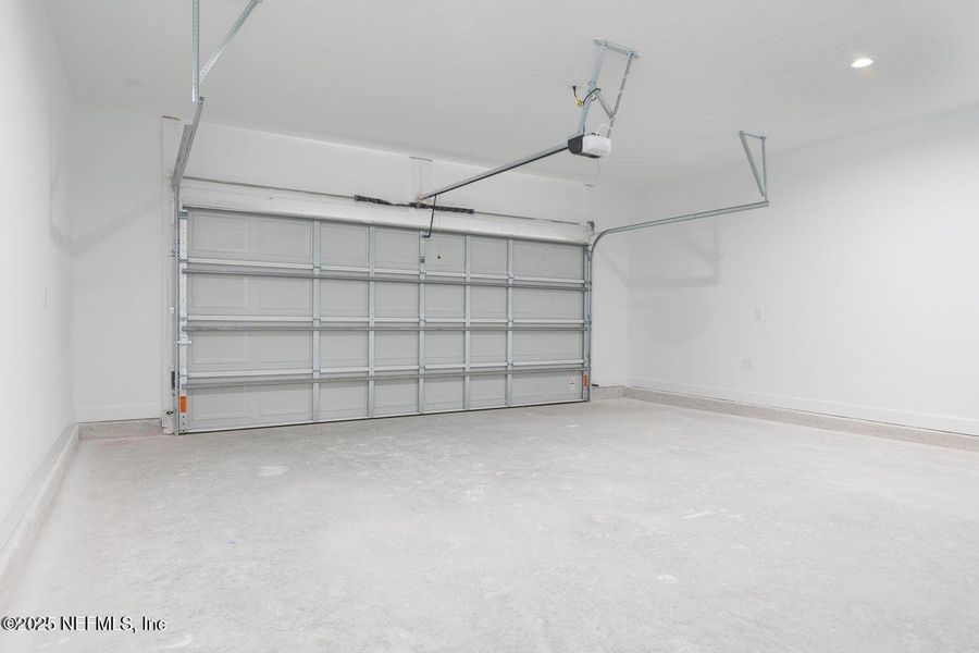 Spacious, unfurnished interior of a new home in , Starke (Image 20).