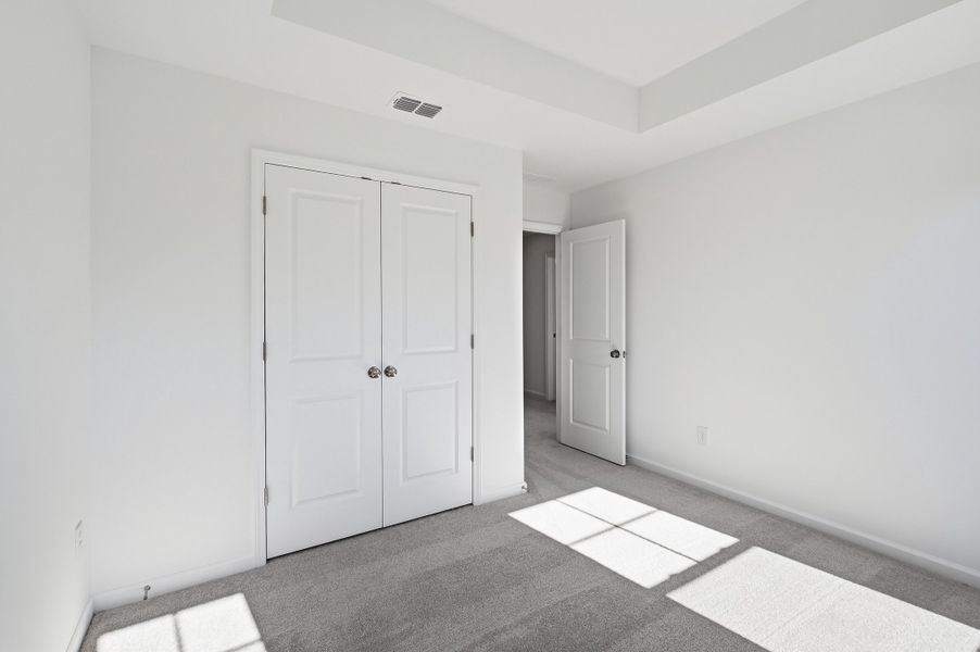 Spacious, unfurnished interior of a new home in Rosewood Farm, Lawrenceville (Image 21).