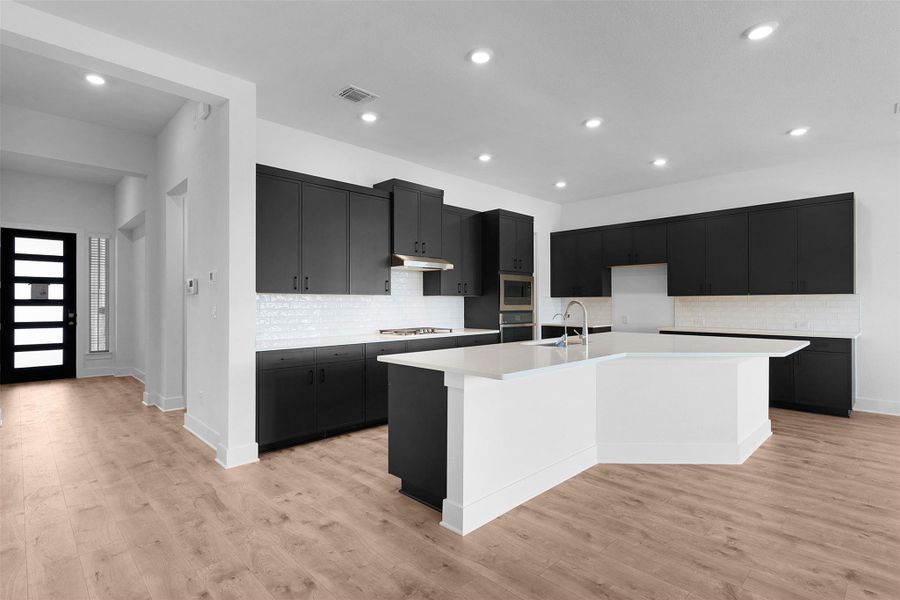 *REPRESENTATIVE PHOTO* *REPRESENTATIVE PHOTO*