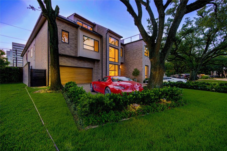 Image 46 of a home in .