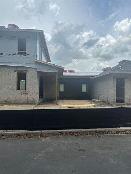 Front exterior of a new home in , Winter Garden, FL, highlighting curb appeal (Image 12).