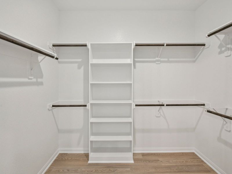 Spacious, unfurnished interior of a new home in Pinewood Trails - Luxe Series, Atascocita (Image 13). Spacious, unfurnished interior of a new home in Pinewood Trails - Luxe Series, Atascocita (Image 13).