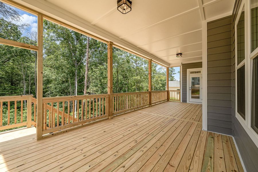 Representative exterior details of a home built from the Harvard by Greybrook Homes in Harbor Watch, Statesville (Image 28).