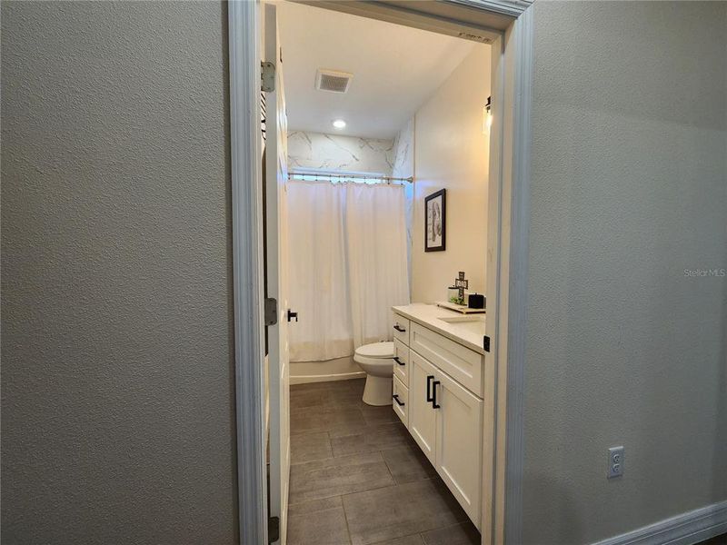 Furnished interior view inside a new home in , Ocala (Image 59).