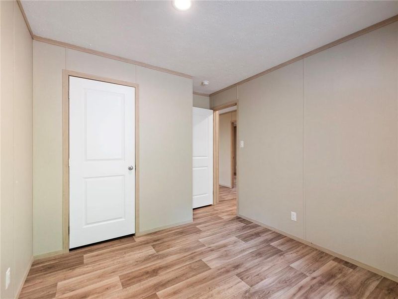 Spacious, unfurnished interior of a new home in , Braselton (Image 34). Spacious, unfurnished interior of a new home in , Braselton (Image 34).