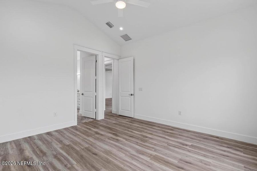 Spacious, unfurnished interior of a new home in , St. Johns (Image 76).