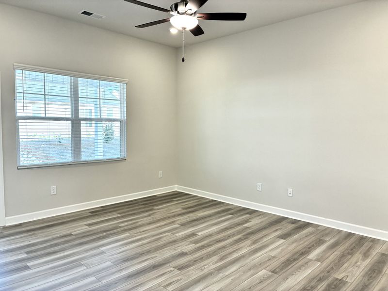 Spacious, unfurnished interior of a new home in Reidville Town Center, Reidville (Image 15).