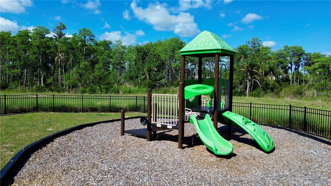 Community amenities in , Winter Garden (Image 25). Community amenities in , Winter Garden (Image 25).