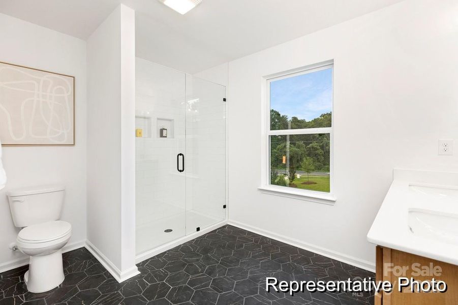 Image 22 of a home in Mooreland Oaks.