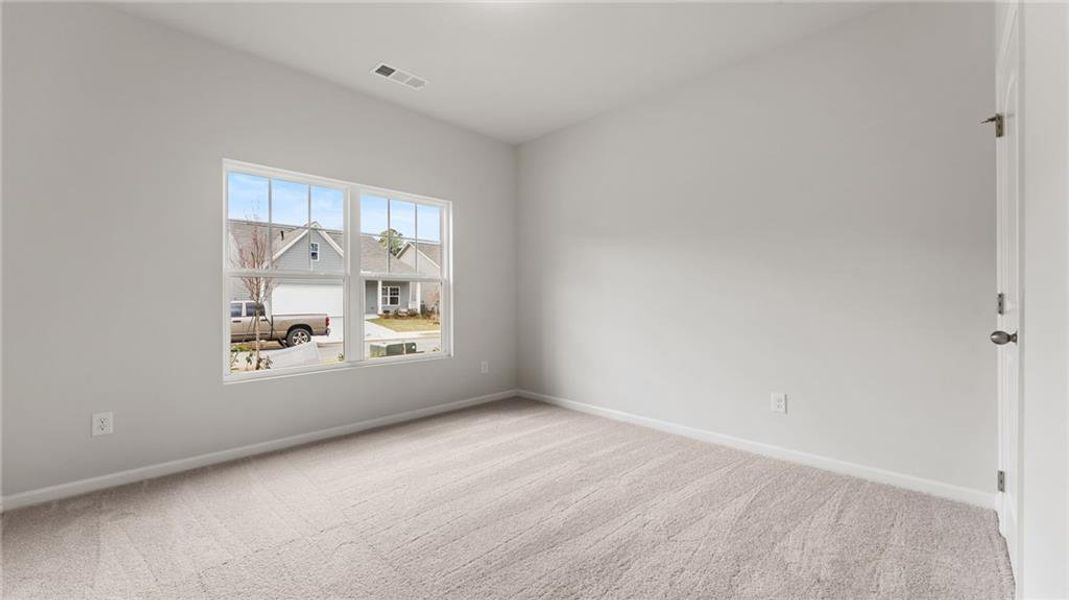 Spacious, unfurnished interior of a new home in Villages at Cedar Hill, Dallas (Image 10).