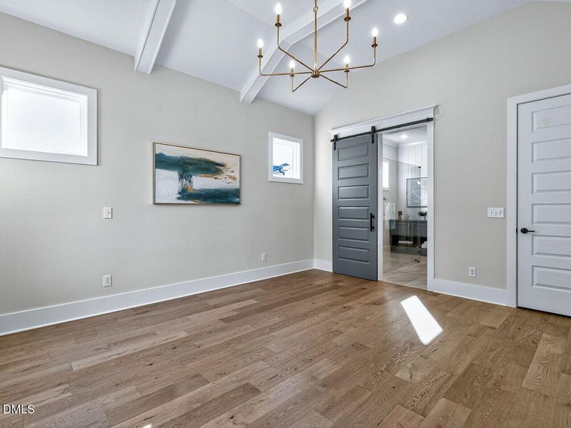 017-1280x960-primary-br