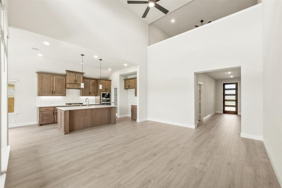 Image 32 of a home in Heartland Classic 60. Image 32 of a home in Heartland Classic 60.