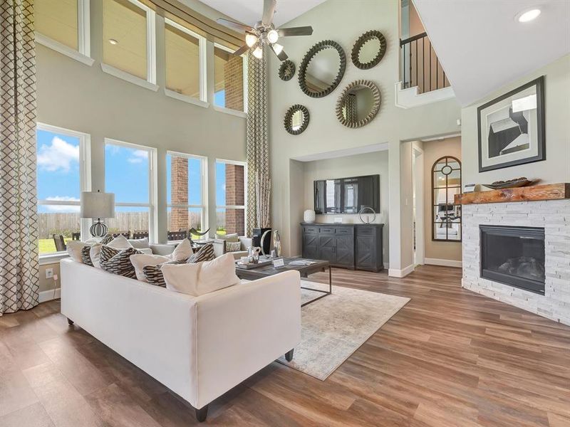 Image 7 of a home in Riverstone Ranch - The Manor - Estate.