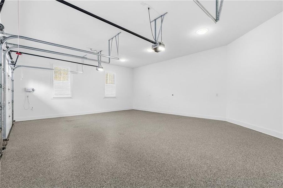 Spacious, unfurnished interior of a new home in , Alpharetta (Image 93).