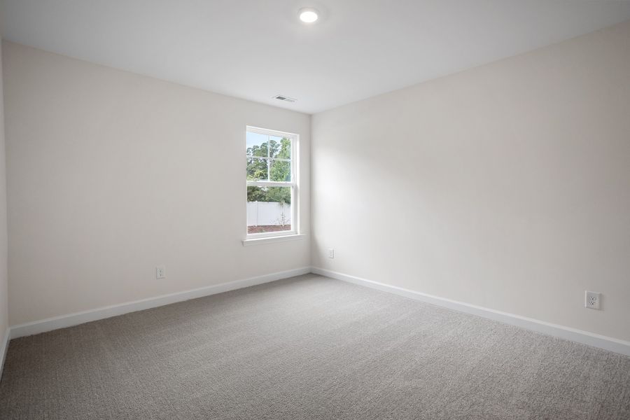 Spacious, unfurnished interior of a new home in Georgias Landing, Raleigh (Image 32).