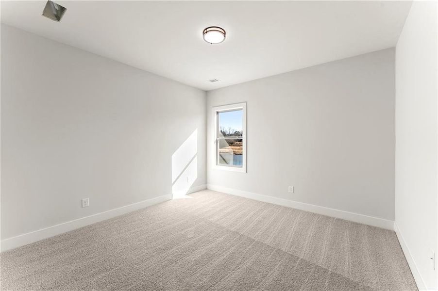 Spacious, unfurnished interior of a new home in , Jefferson (Image 53).