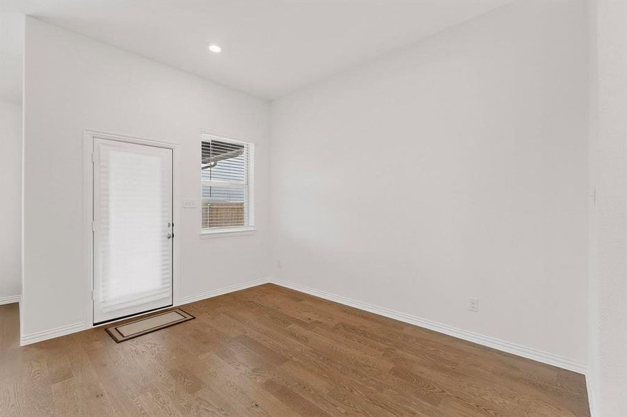 Spacious, unfurnished interior of a new home in Verandah, Royse City (Image 20).