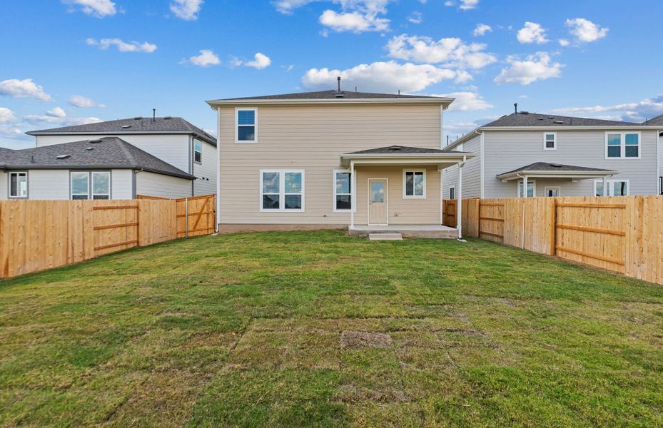 Exterior details and patio area of a home in Patterson Ranch, Georgetown (Image 20).