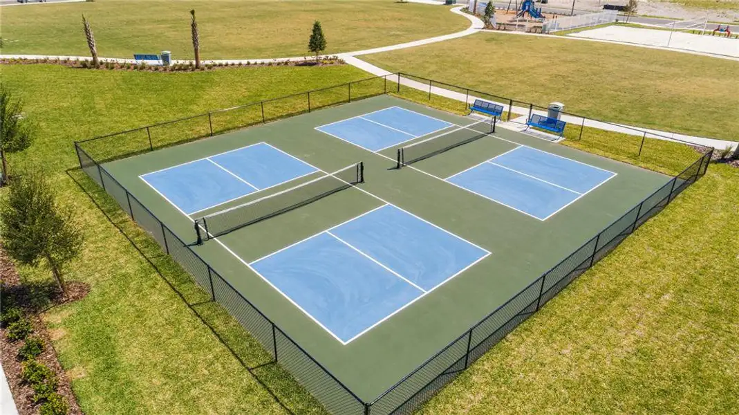 Community amenities in , St. Cloud (Image 27).