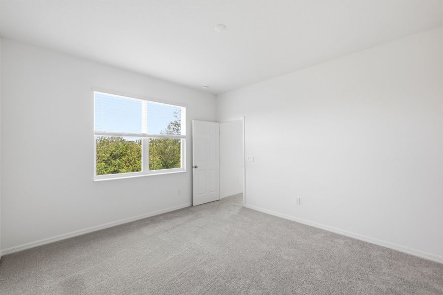 Spacious, unfurnished interior of a new home in Tarpon Bay, Haines City (Image 12). Spacious, unfurnished interior of a new home in Tarpon Bay, Haines City (Image 12).