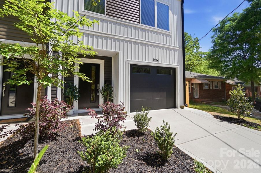 Exterior details and patio area of a home in , Charlotte (Image 25).