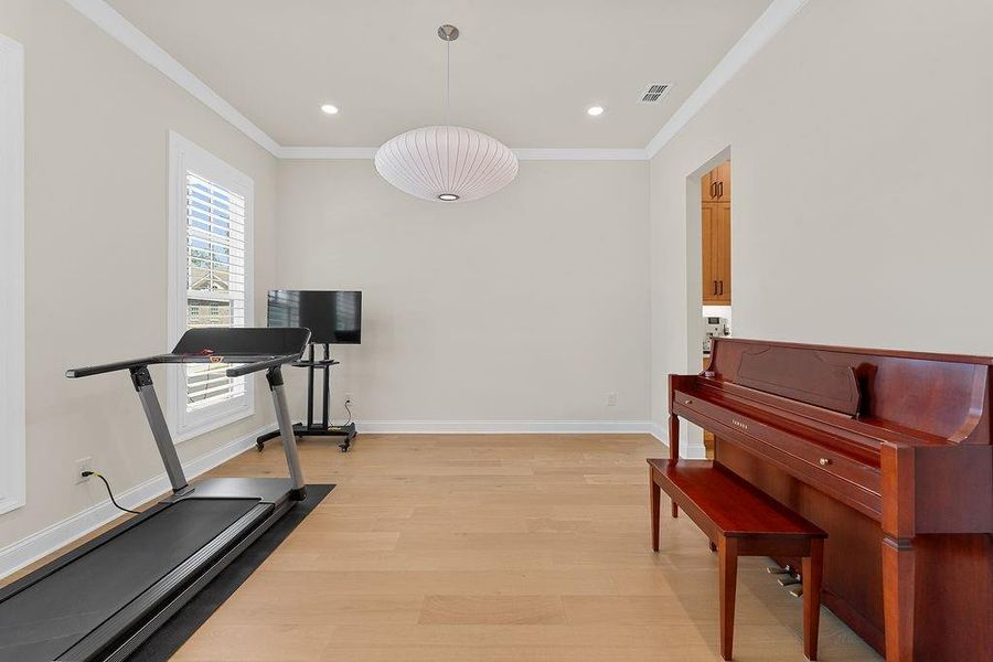 Furnished interior view inside a new home in , Alpharetta (Image 52).