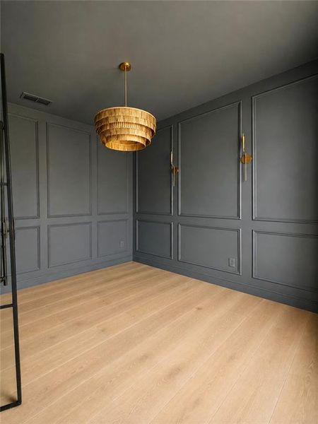 Spacious, unfurnished interior of a new home in Lyndon Creek, Milton (Image 31).