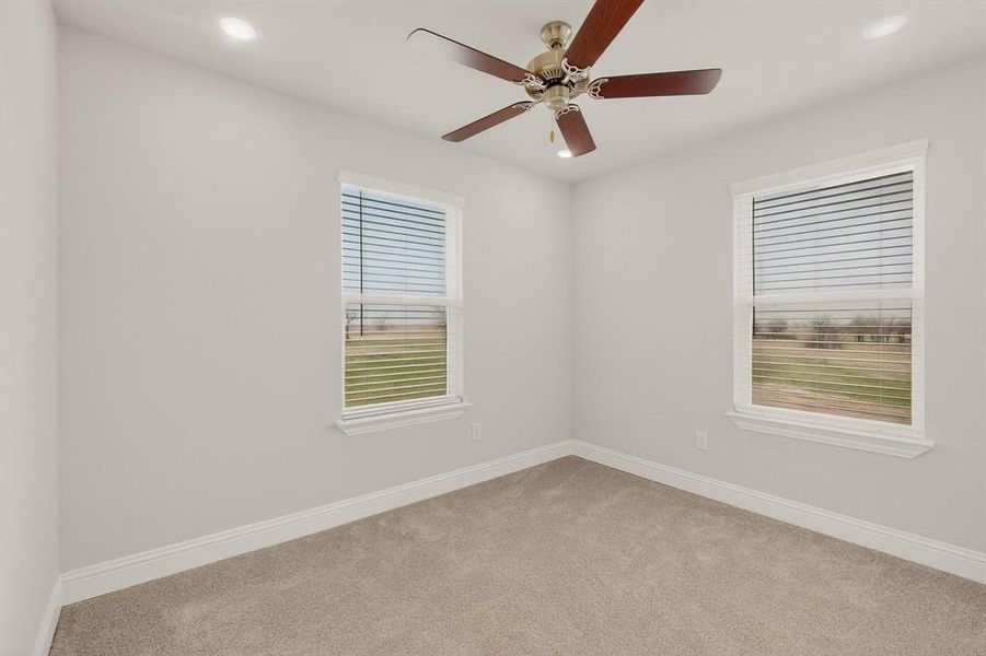 Spacious, unfurnished interior of a new home in , Sulphur Springs (Image 29).