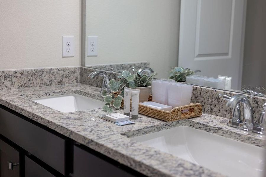 Furnished interior view inside a new home in , Clermont (Image 51).