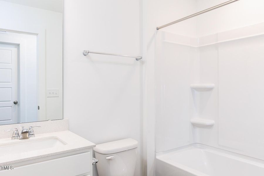 VNF-Lot 47-Aurora (30) VNF-Lot 47-Aurora (30)