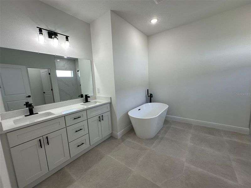 Furnished interior view inside a new home in , Citrus Springs (Image 15).