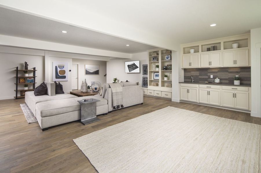 8405 South Winnipeg Court