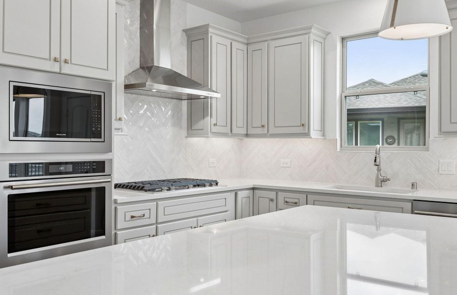 Furnished interior view inside a new home in Del Webb in Chambers Creek, Willis (Image 6). Furnished interior view inside a new home in Del Webb in Chambers Creek, Willis (Image 6).